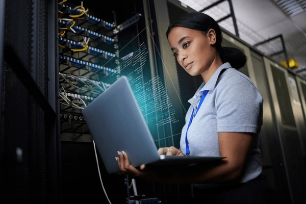 laptop network data center black 600nw 2261947543